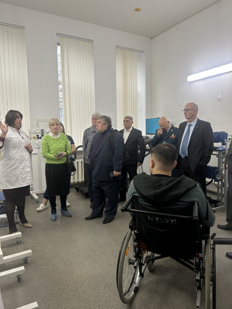 image-13-12-24-01-00